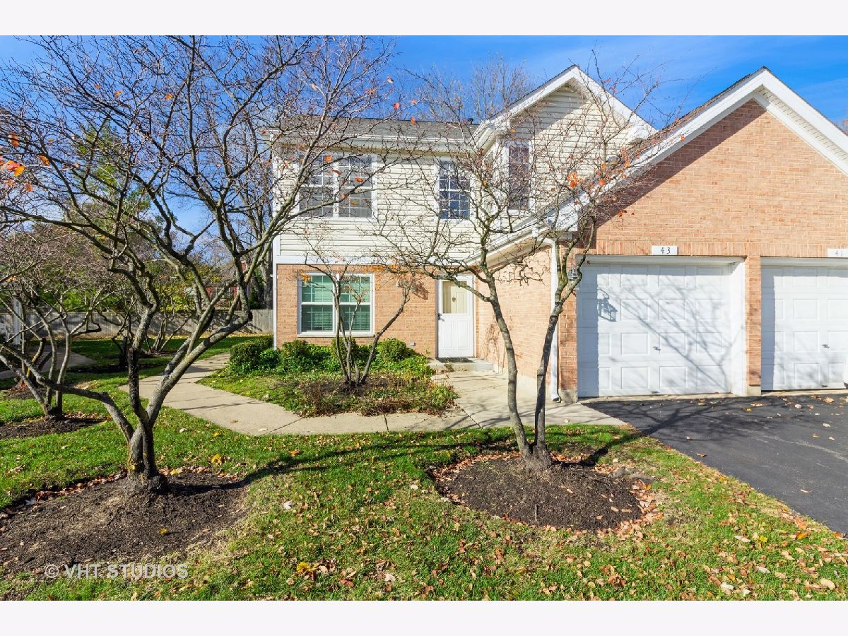 Townhomes & Condos Sold Georgetown Batavia Illinois, 43 Jericho