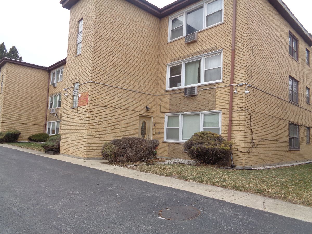Rented Chicago Illinois, 10741 Pulaski