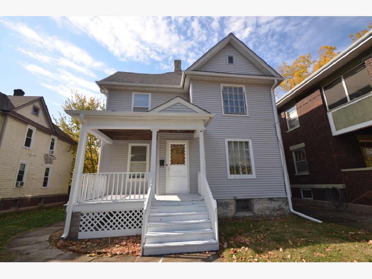 Rented Rockford Illinois, 211 Prospect