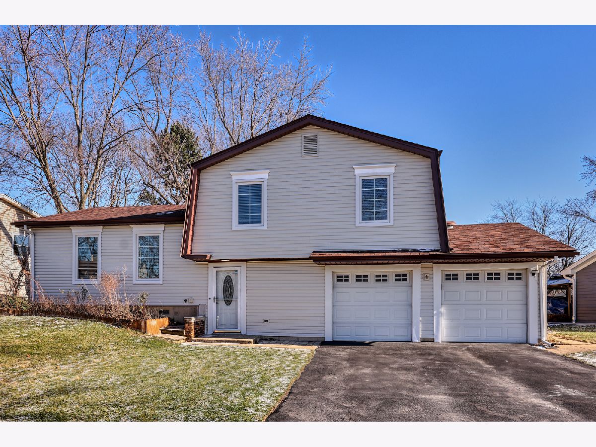 Homes Sold Winston Grove Elk Grove Village Illinois, 1485 Worden