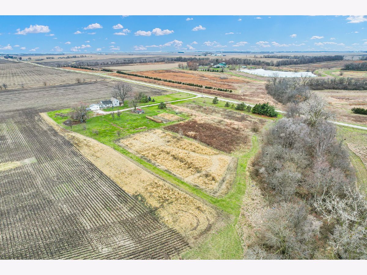  Sold Roberts Illinois, 1864 1400 East