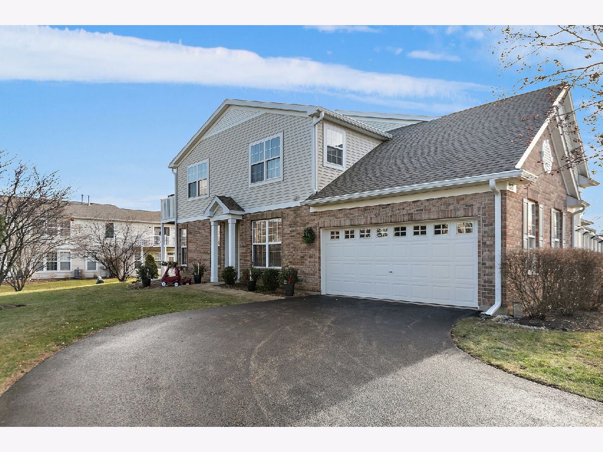 Townhomes & Condos Sold Canterbury Place Algonquin Illinois, 2611 Amber