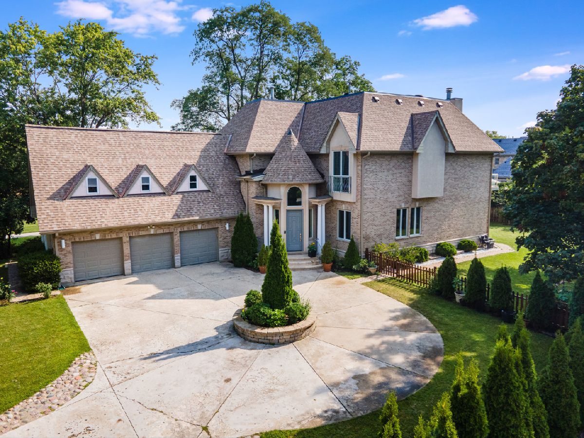 Homes Sold Manus North Shore Northbrook Illinois, 651 Helen
