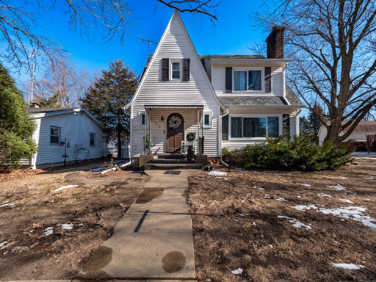  Sold Shannon Illinois, 217 Linn
