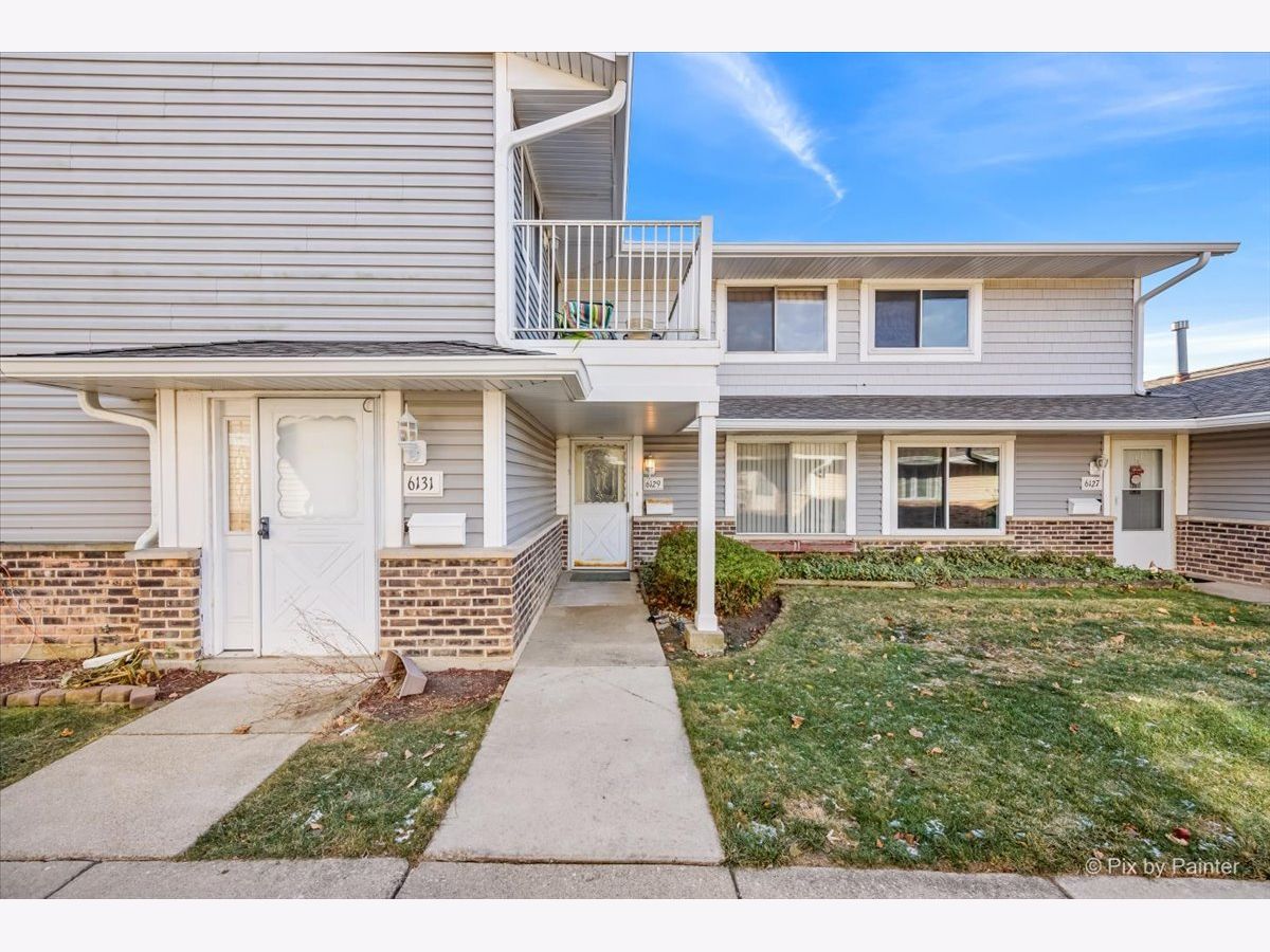 Townhomes & Condos Sold Fremont Junction Hanover Park Illinois, 6129 Kit Carson