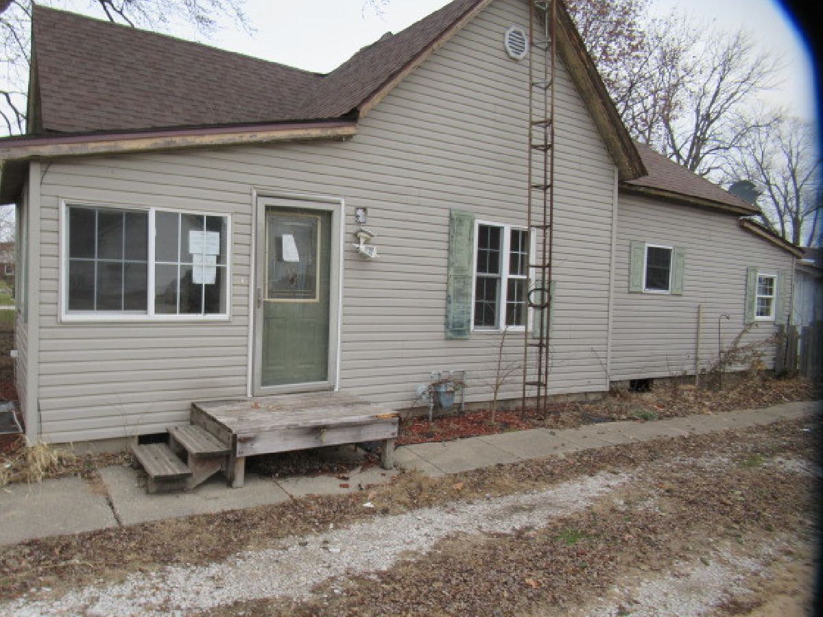  Sold Henning Illinois, 7 Main