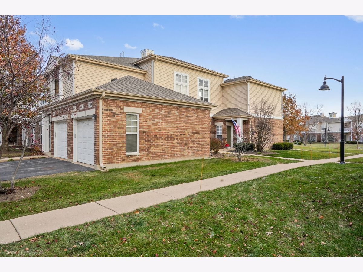 Condos & Townhomes Sold Pine Ridge Club Oswego Illinois, 600 Pineridge