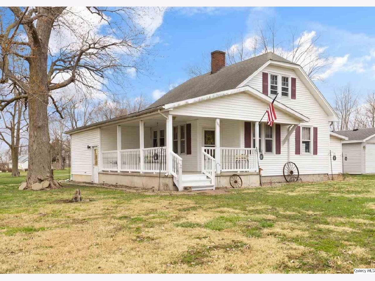  Sold Coatsburg Illinois, 105 Adams St