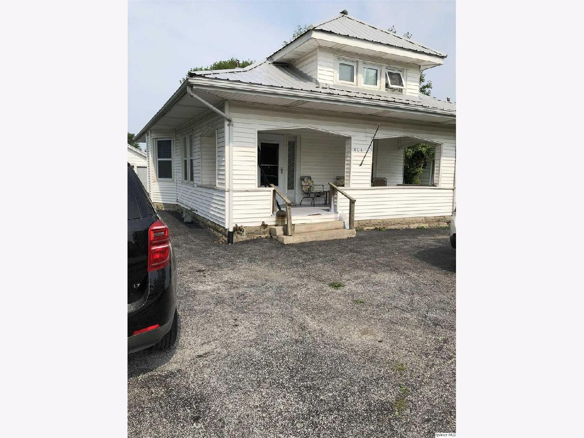  Sold Clayton Illinois, 404 Augusta Rd