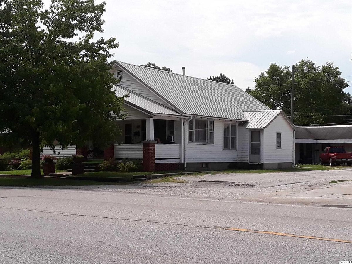  Sold Mt Sterling Illinois, 214 Main