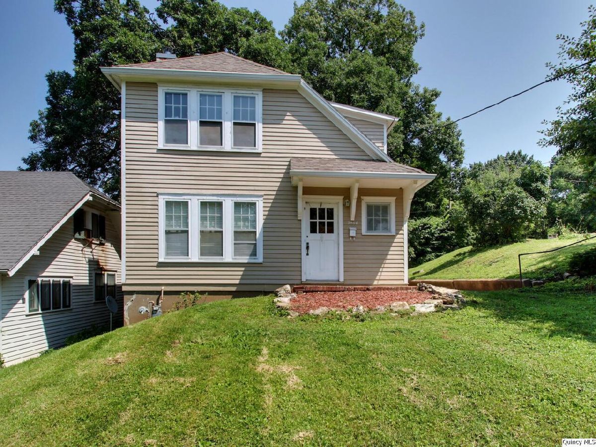  Sold Hannibal Missouri, 2304 Bird St