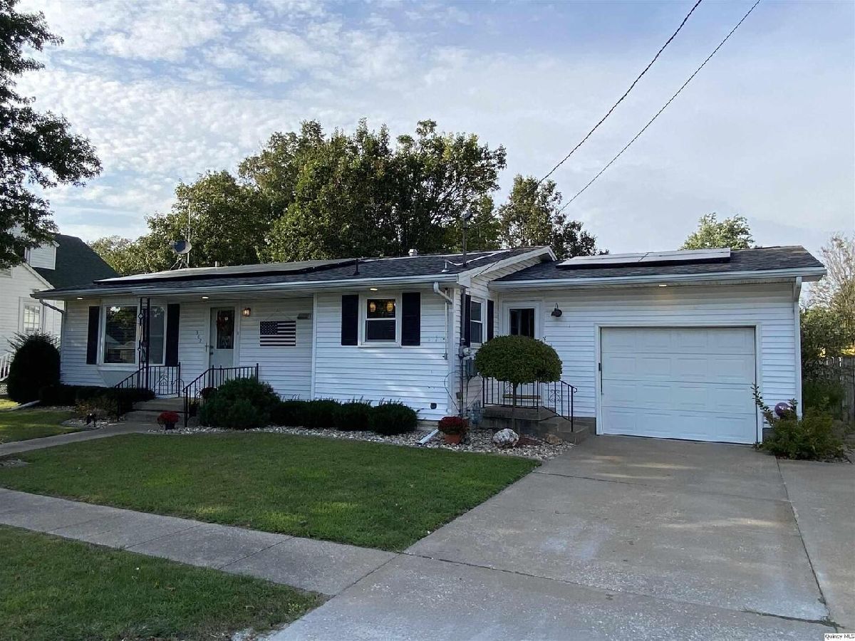  Sold Camp Point Illinois, 302 Prairie