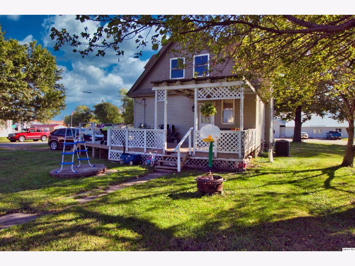  Sold Bowen Illinois, 201 Worrell