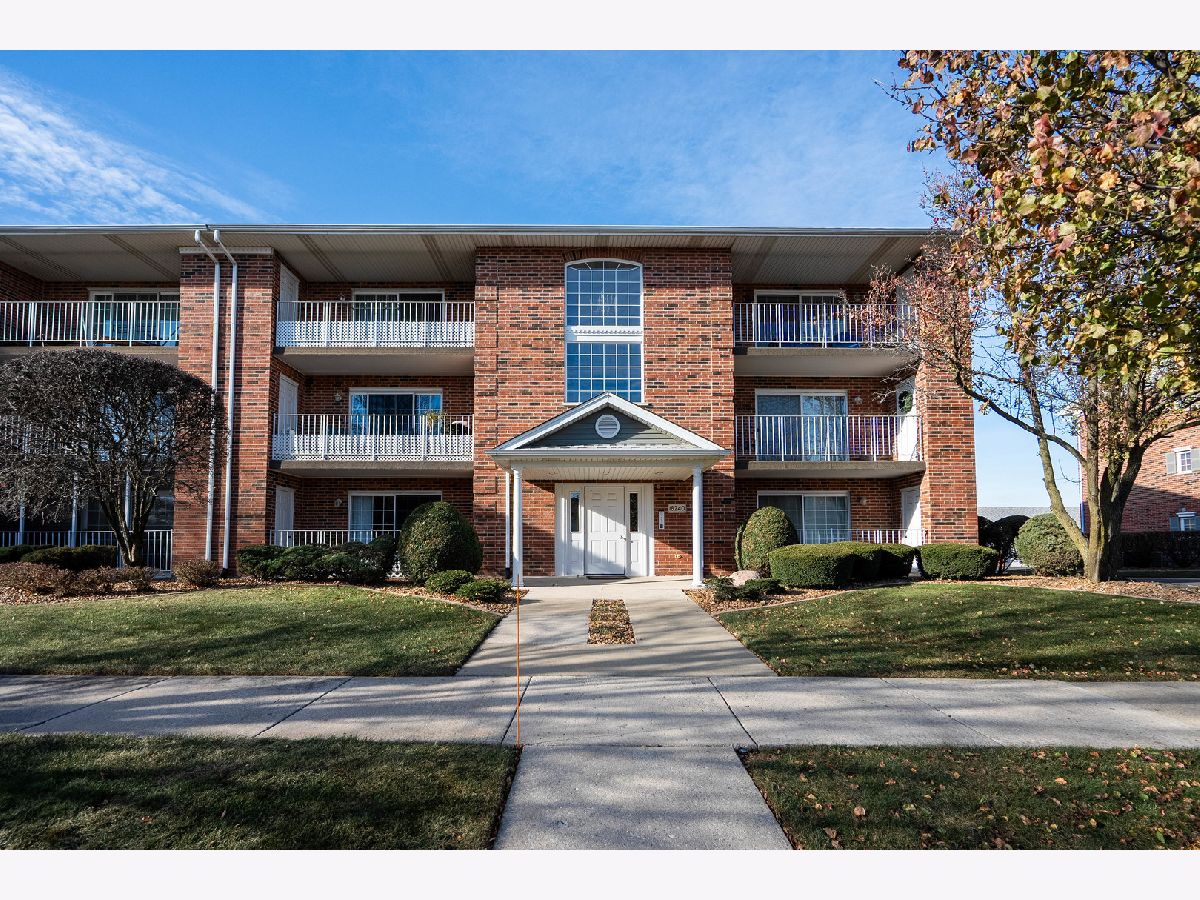 Townhomes & Condos Sold Eagles Nest Tinley Park Illinois, 18240 Eagle