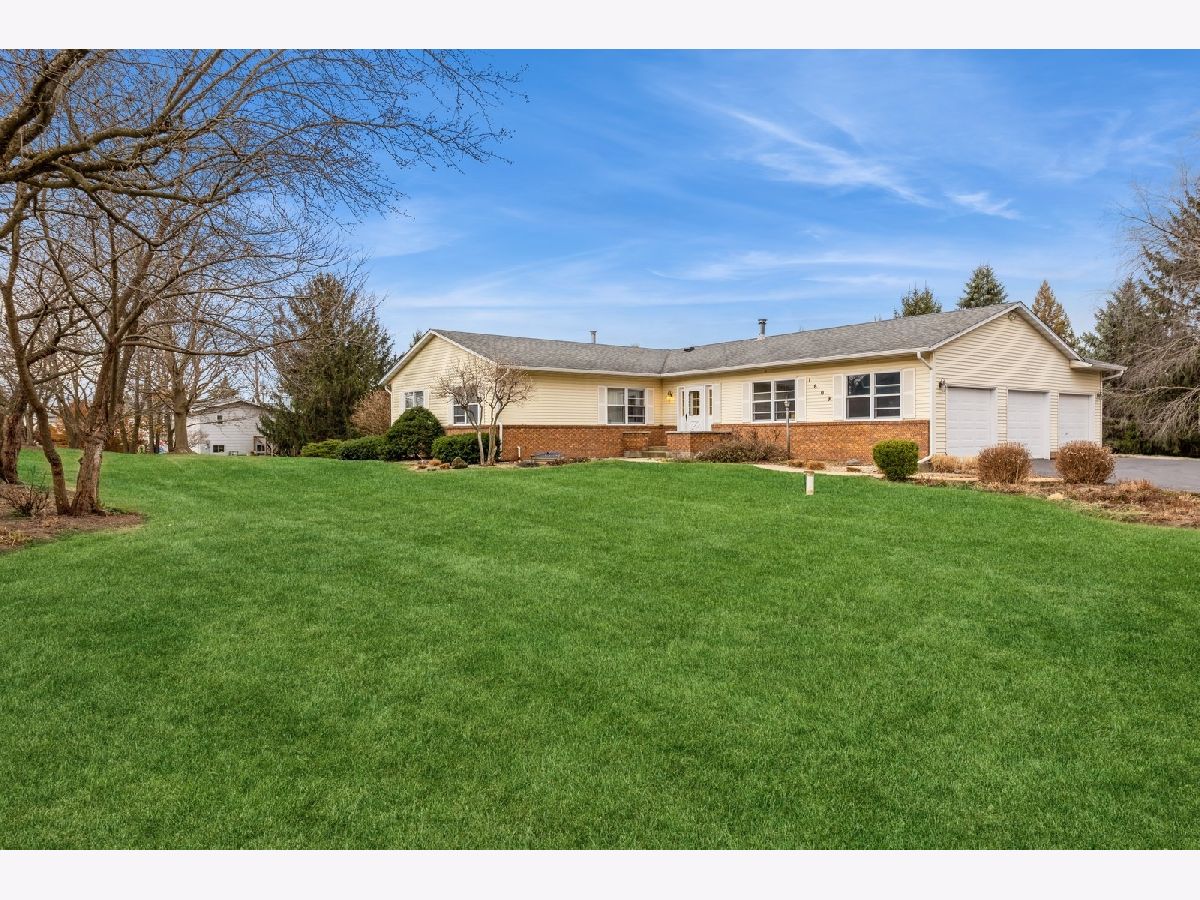 Homes Sold Breezy Lawn Estates Spring Grove Illinois, 1609 Polaris