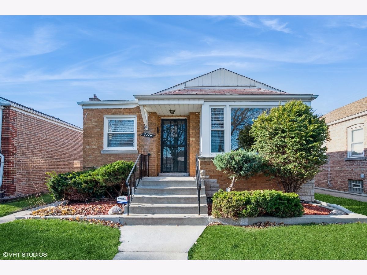  Rented Chicago Illinois, 8718 Dante