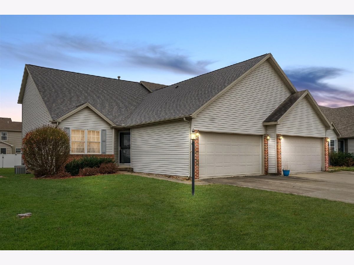 Condominiums & Homes Sold Turnberry Ridge Champaign Illinois, 4009 Aberdeen