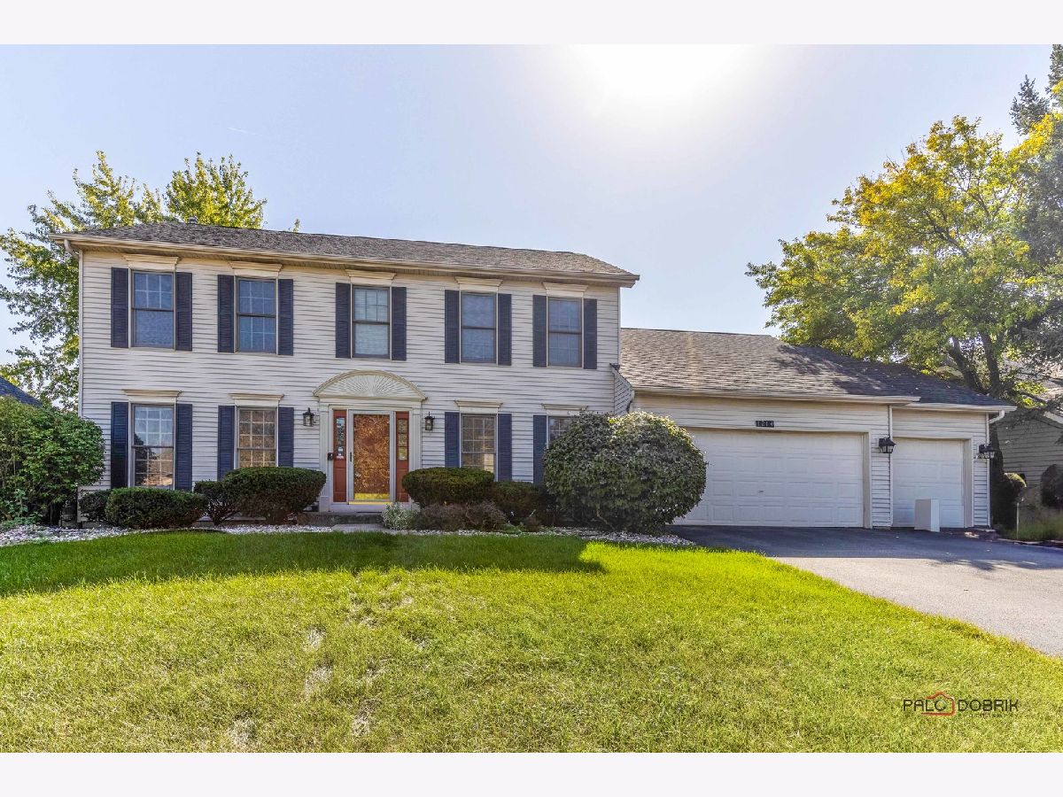 Homes Rented Villages At Meadowlakes Aurora Illinois, 1214 Shoreline