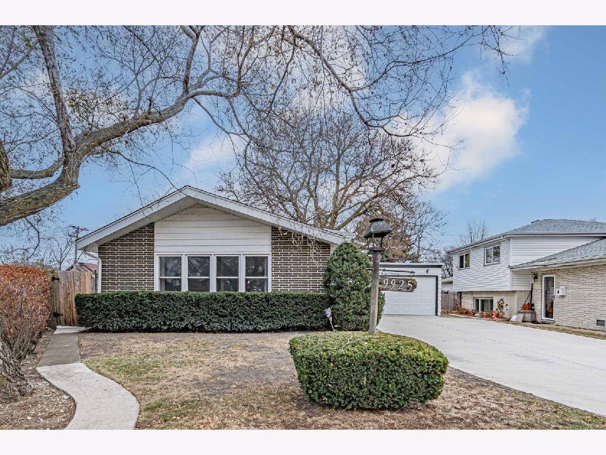 Homes Sold Highlands Skokie Illinois, 9925 Kedvale