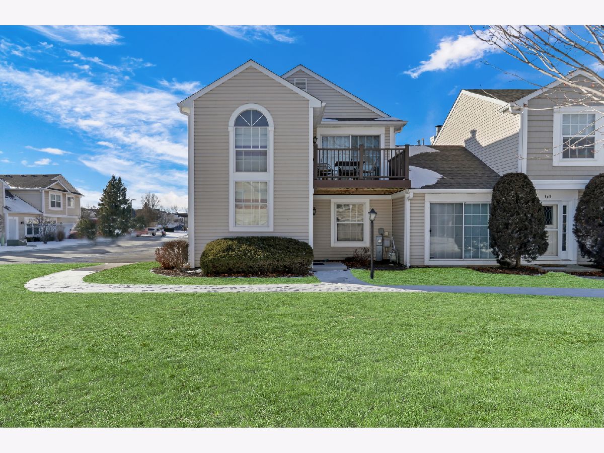 Townhomes & Condos Sold Le Parc Buffalo Grove Illinois, 361 Le Parc