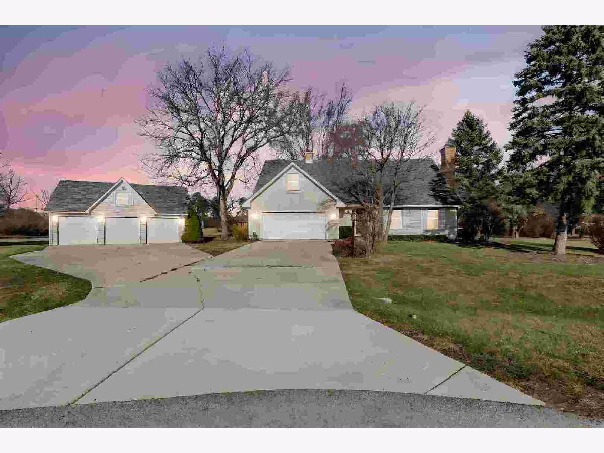 Homes Sold Equestrian Oaks Libertyville Illinois, 31649 Rein