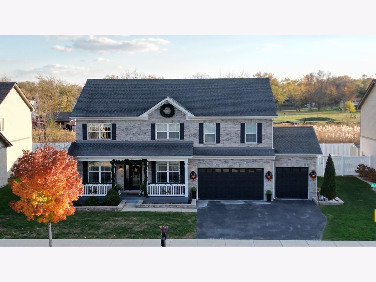 Homes For Sale Wellington Court Lynwood Illinois, 20137 Preston Lane