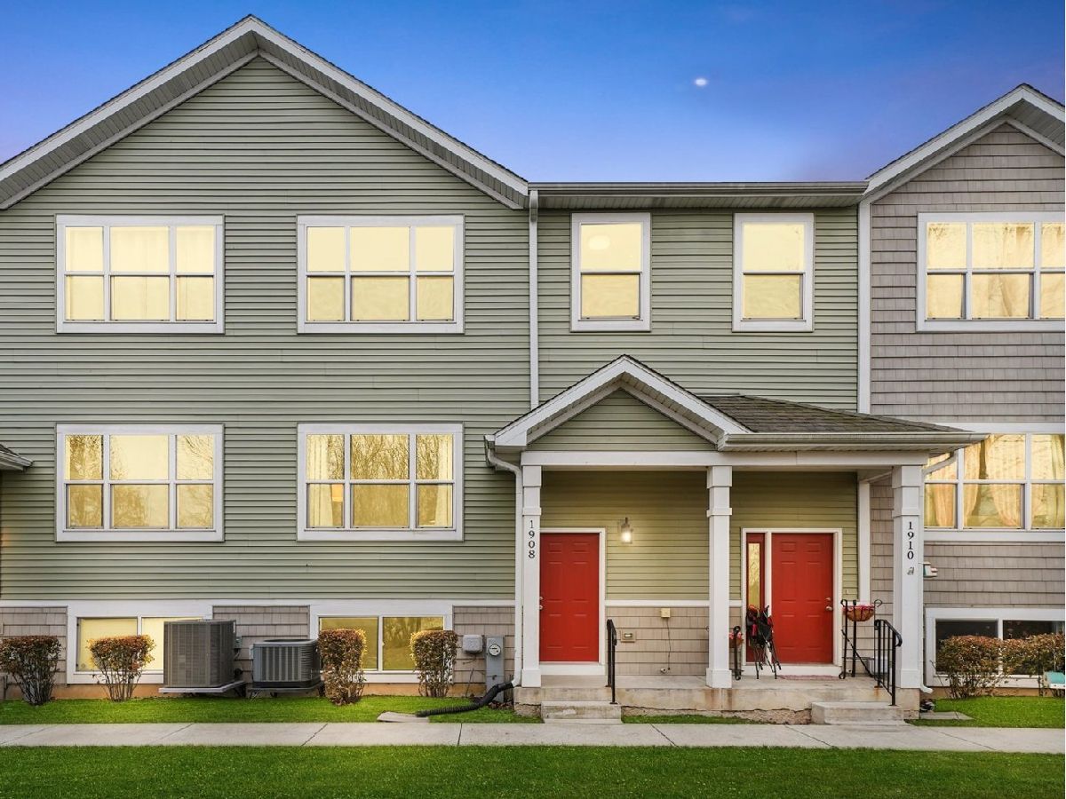Townhomes Sold Timber Glenn Yorkville Illinois, 1908 Rena