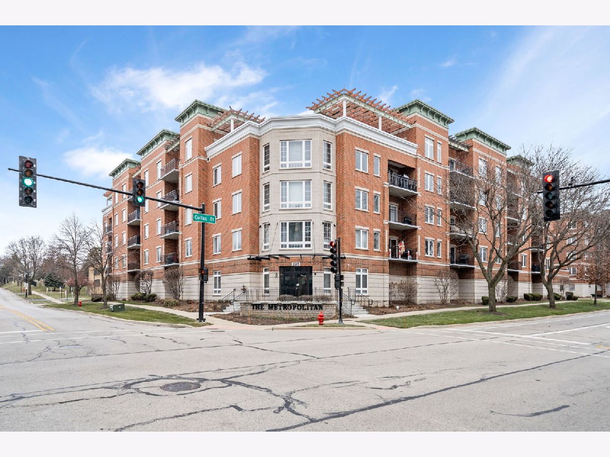 Condominiums Sold The Metropolitan Palatine Illinois, 235 Smith