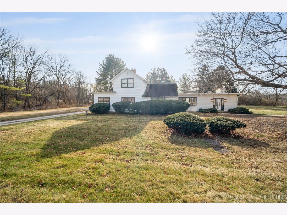  Sold Campton Hills Illinois, 39w027 Silver Glen