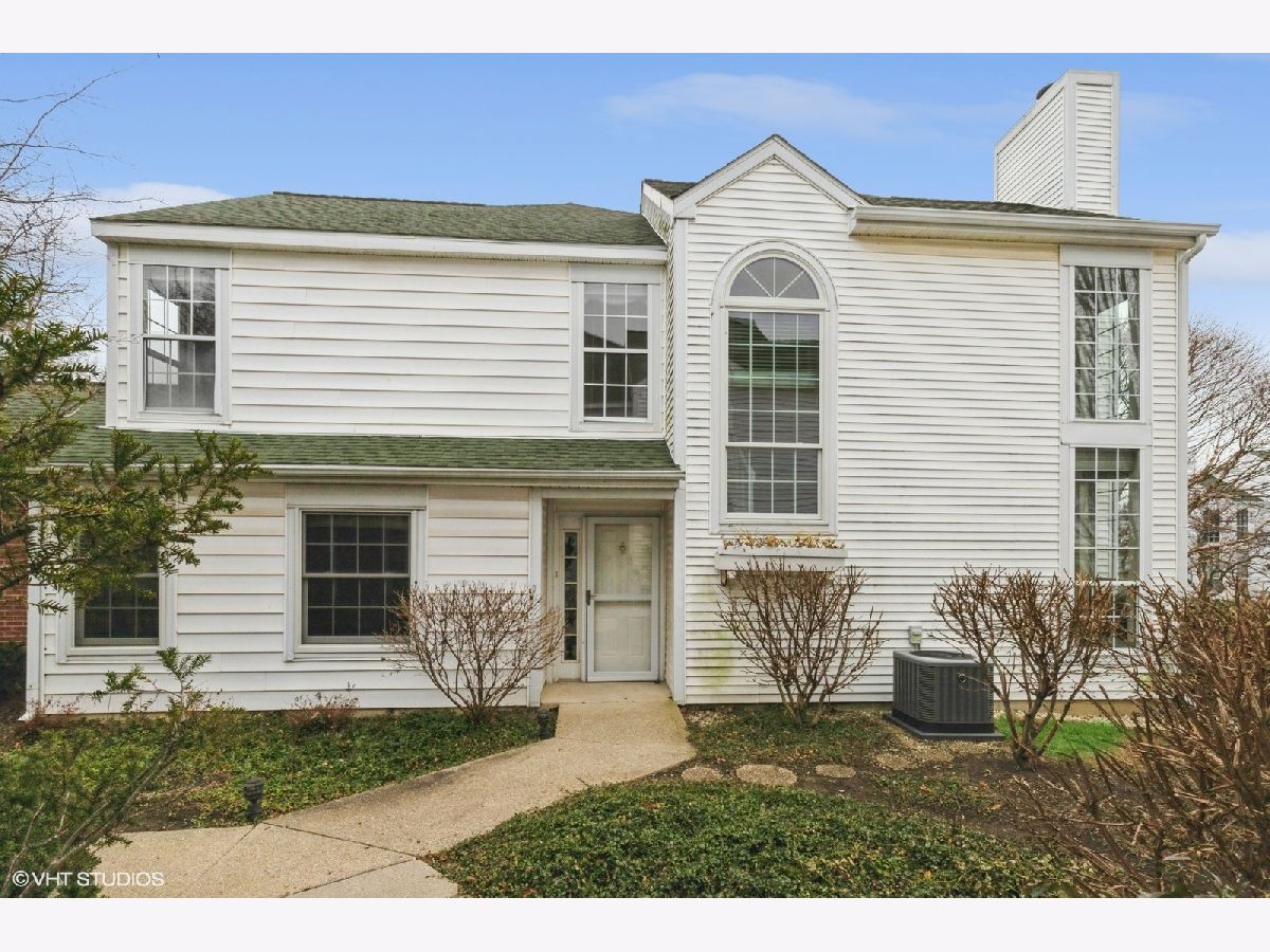 Townhomes & Condos Sold The Hamptons Lake Bluff Illinois, 121 Hemstead