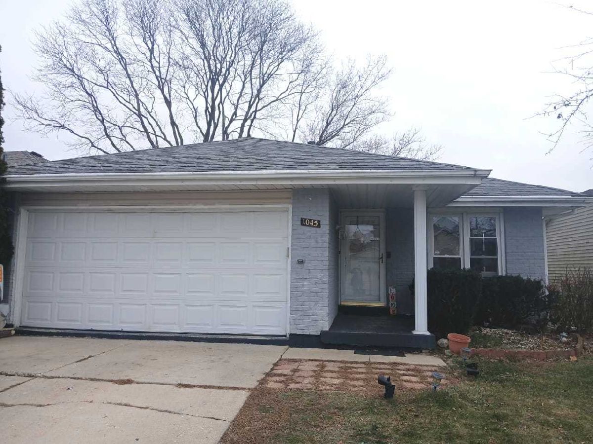 Homes & Condos & Townhomes Sold Bristol Hills Streamwood Illinois, 1045 Fulton