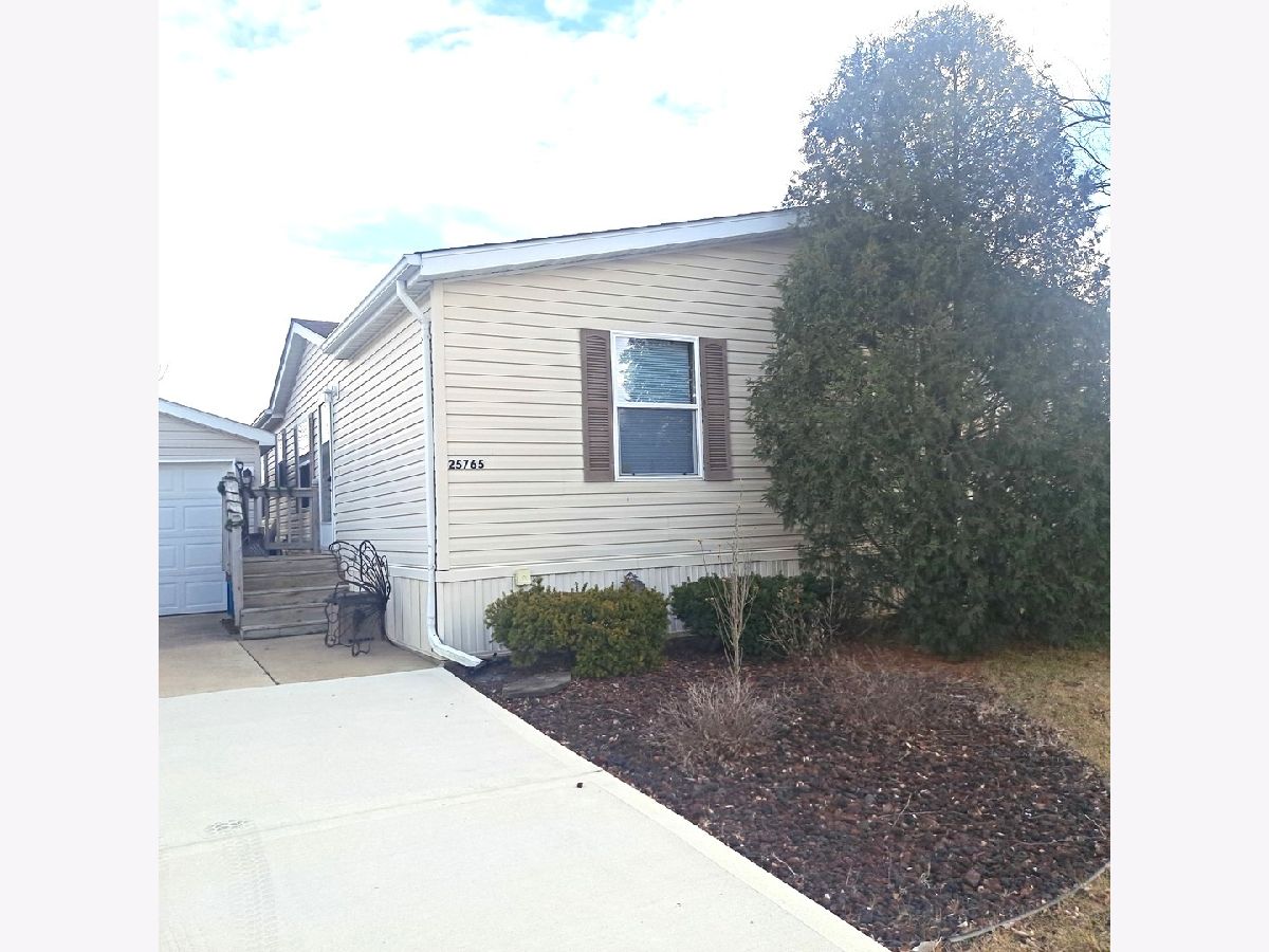 Subdivision Sold Golf Vista Monee Illinois, 25765 Firestone