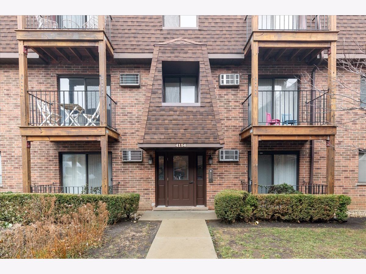 Condos & Townhomes Sold Glenview Ridge Glenview Illinois, 4156 Central