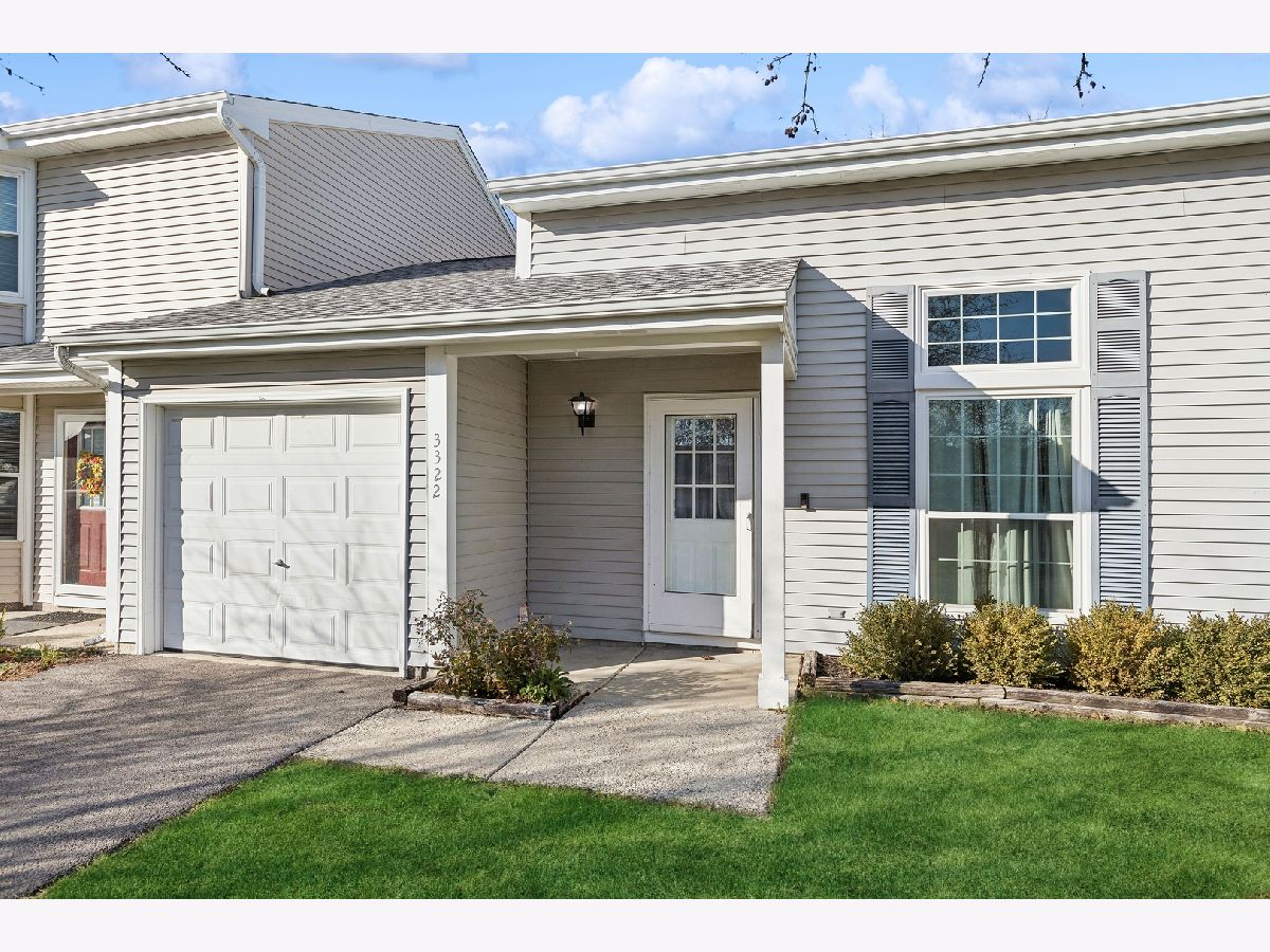 Townhomes & Homes Sold Southport Village Island Lake Illinois, 3322 Greenwich