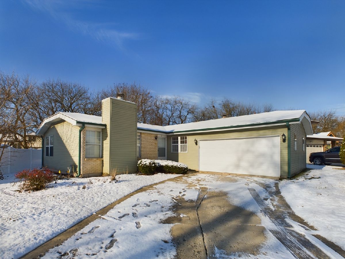  Rented Matteson Illinois, 72 White Oaks