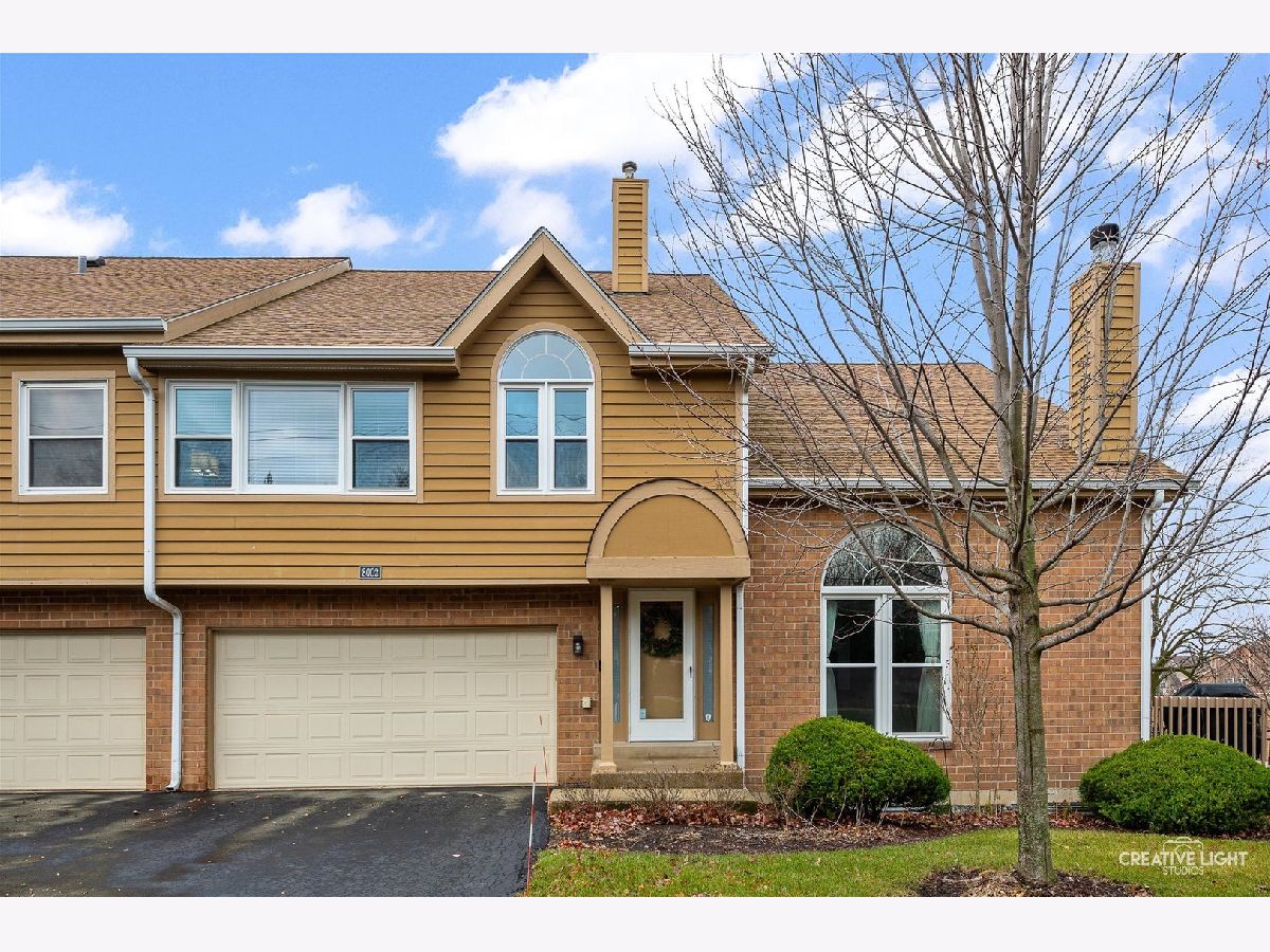 Townhomes Sold Bailey Park Darien Illinois, 8002 Barrymore