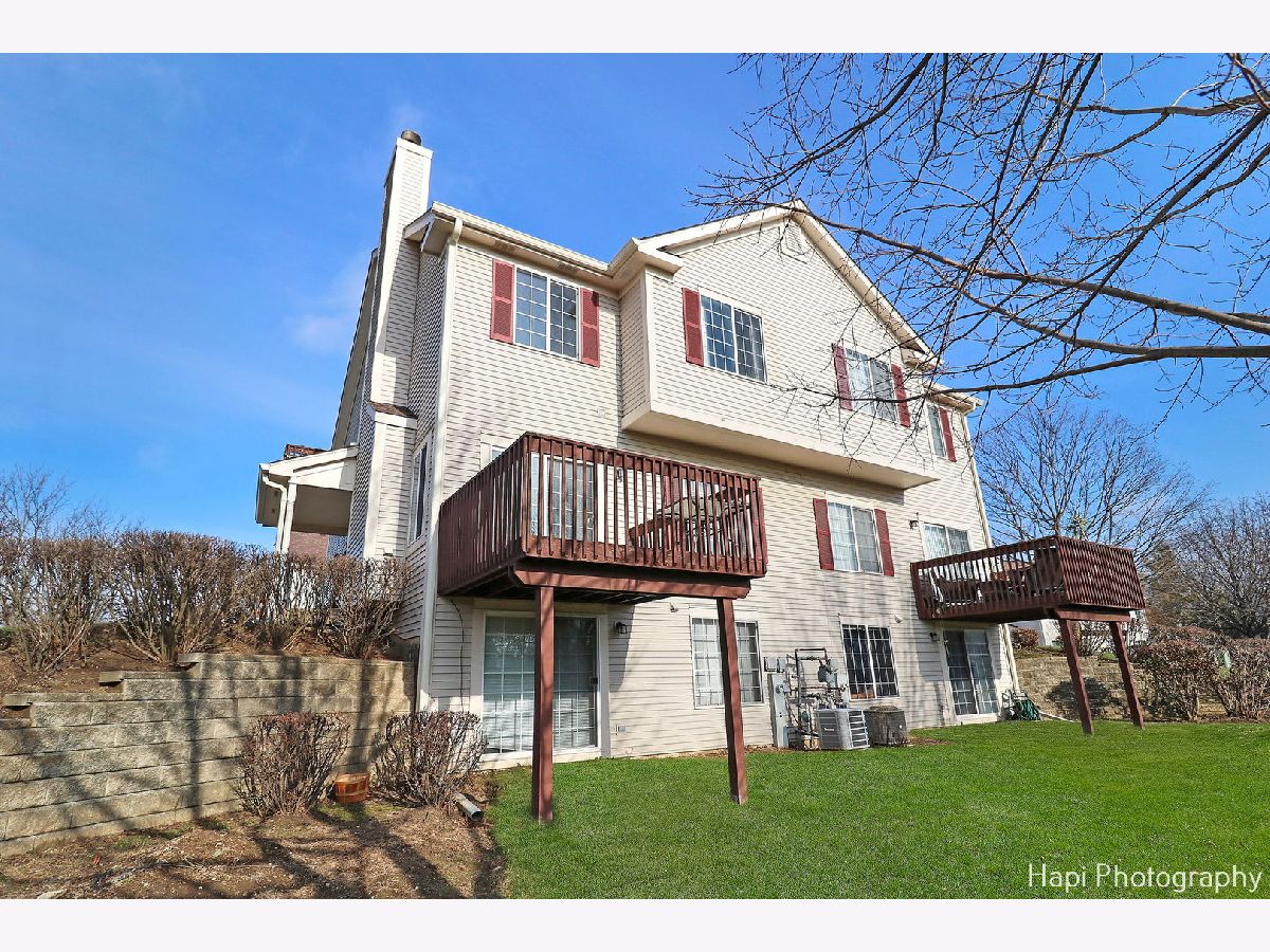 Townhomes & Condos Sold Fox Ridge Fox Lake Illinois, 612 Fox Ridge