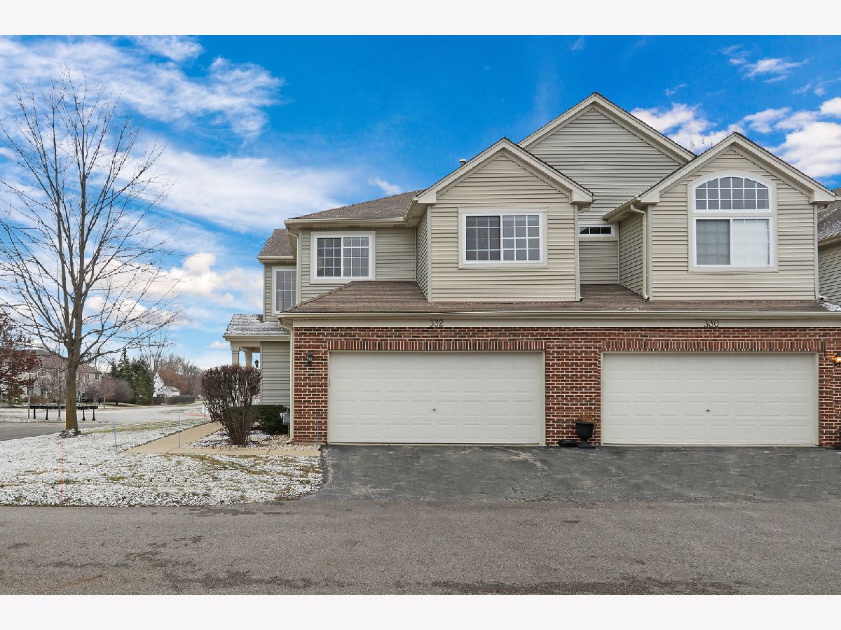 Townhomes & Condos Sold Union Square Hainesville Illinois, 332 Tower