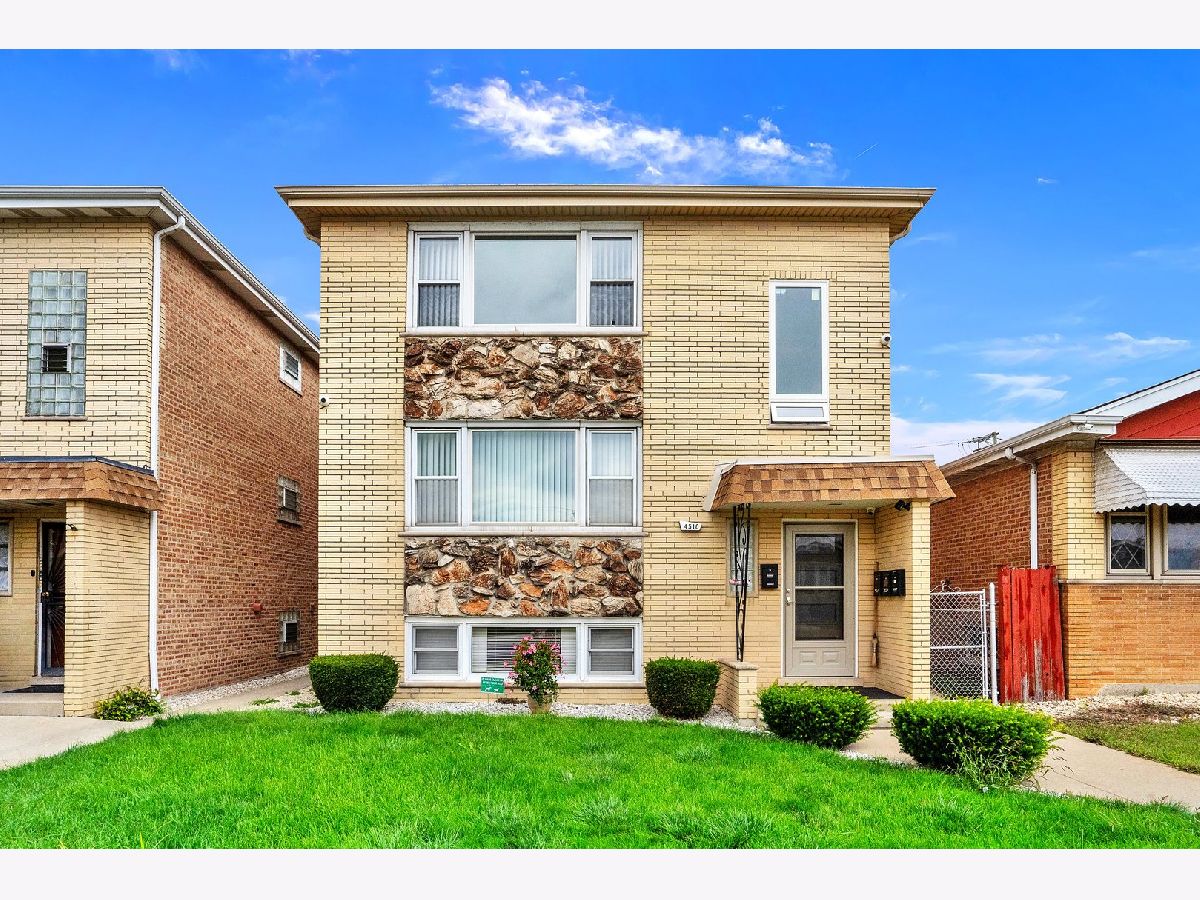  Rented Chicago Illinois, 4510 55th
