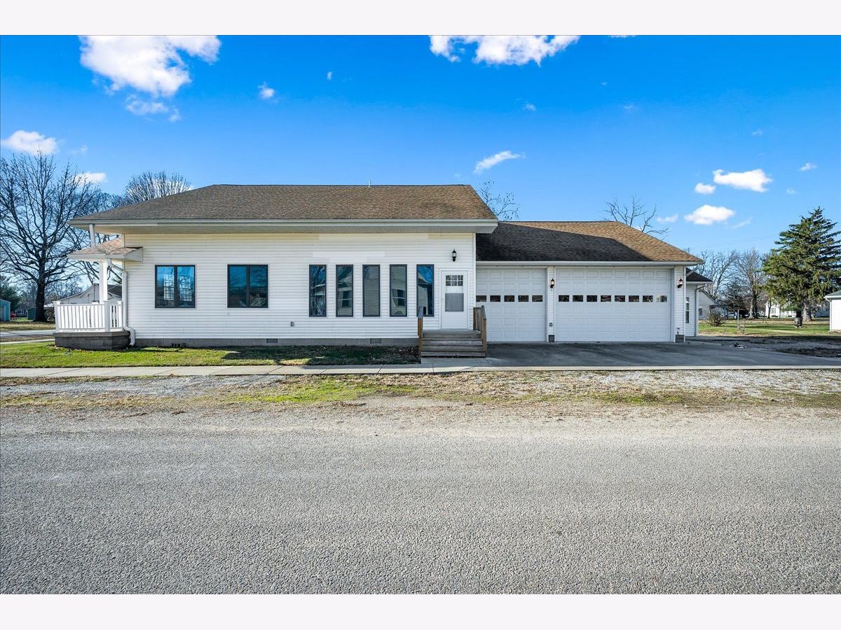  Sold Bethany Illinois, 501 Main