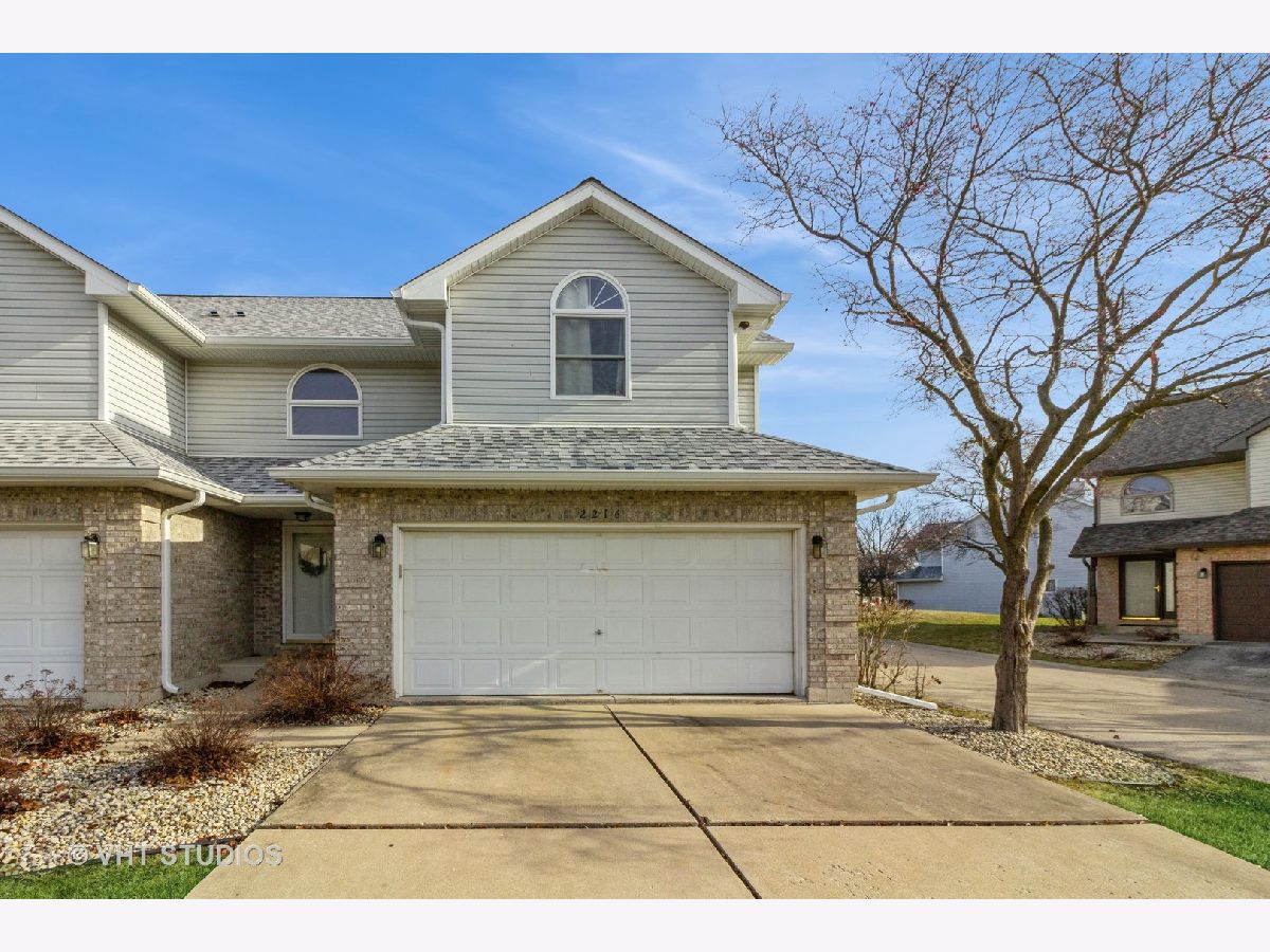 Townhomes Sold Crestbrooke Crest Hill Illinois, 2216 Orchid