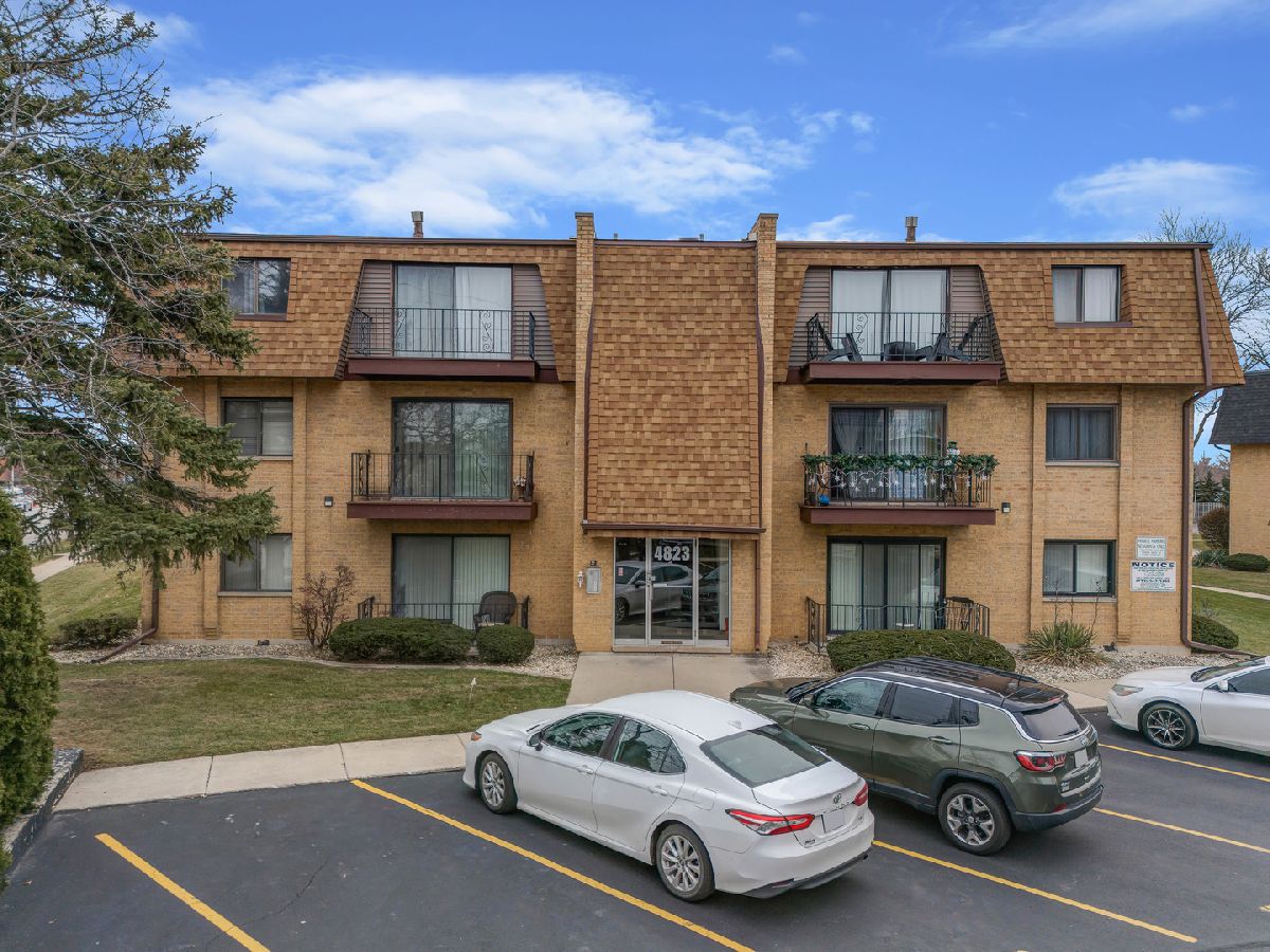 Condominiums Sold Cloister Oak Lawn Illinois, 4823 109th