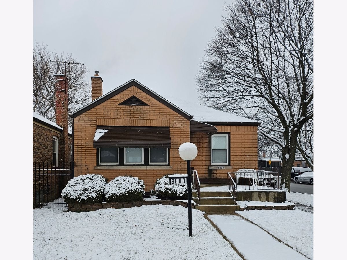  Rented Chicago Illinois, 9800 Maryland