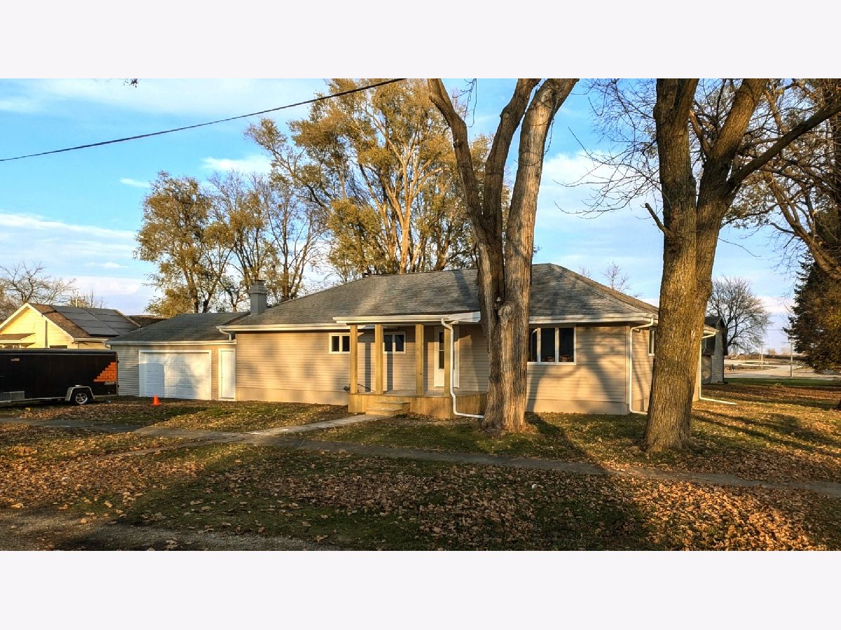  Sold Mclean Illinois, 206 Elm