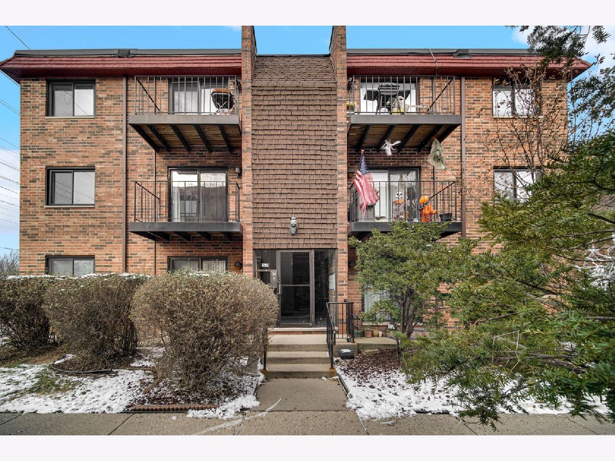 Condominiums Sold Cinnamon Cove Mount Prospect Illinois, 1773 Algonquin