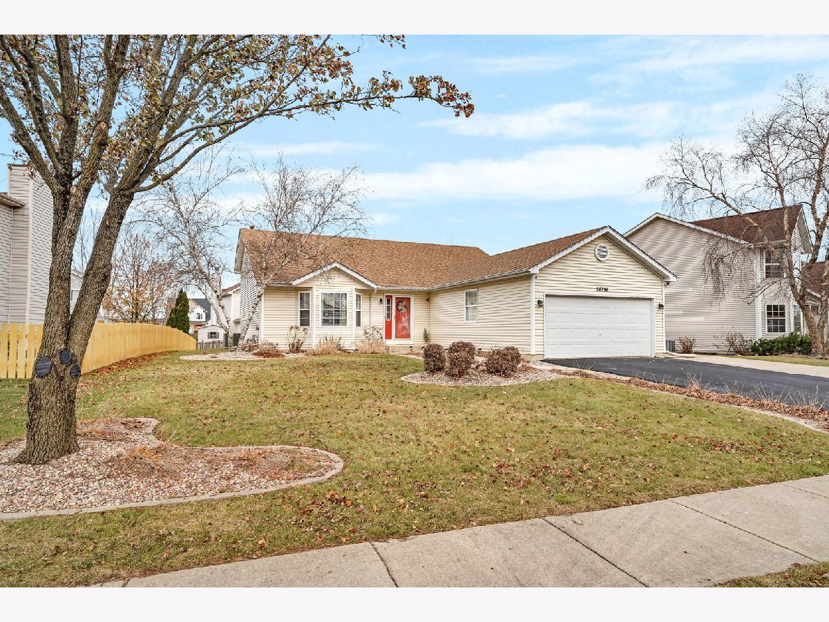 Homes & Townhomes Sold Hunters Crossing Channahon Illinois, 26256 Tallgrass