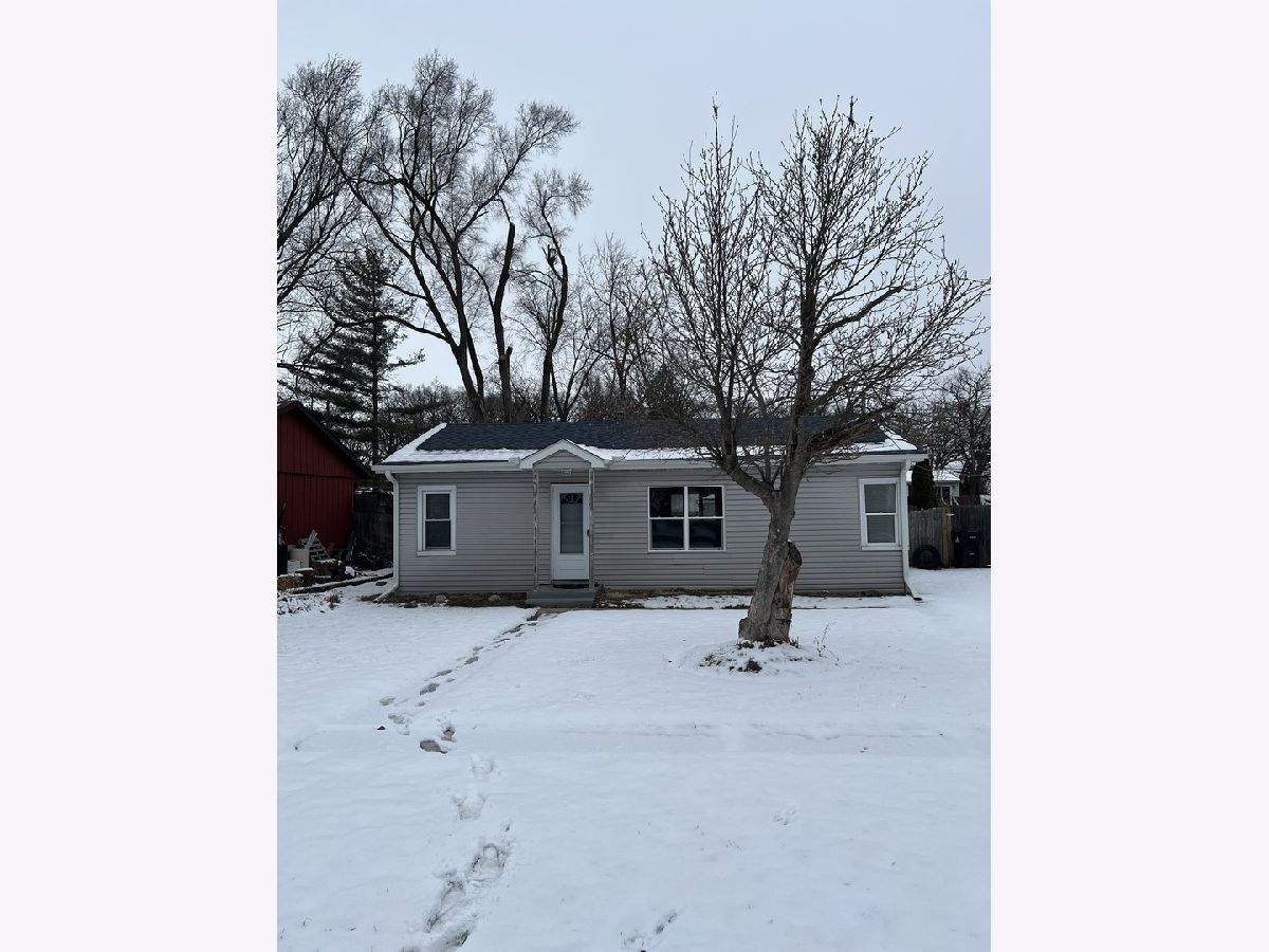  Rented Wonder Lake Illinois, 8716 Ramble