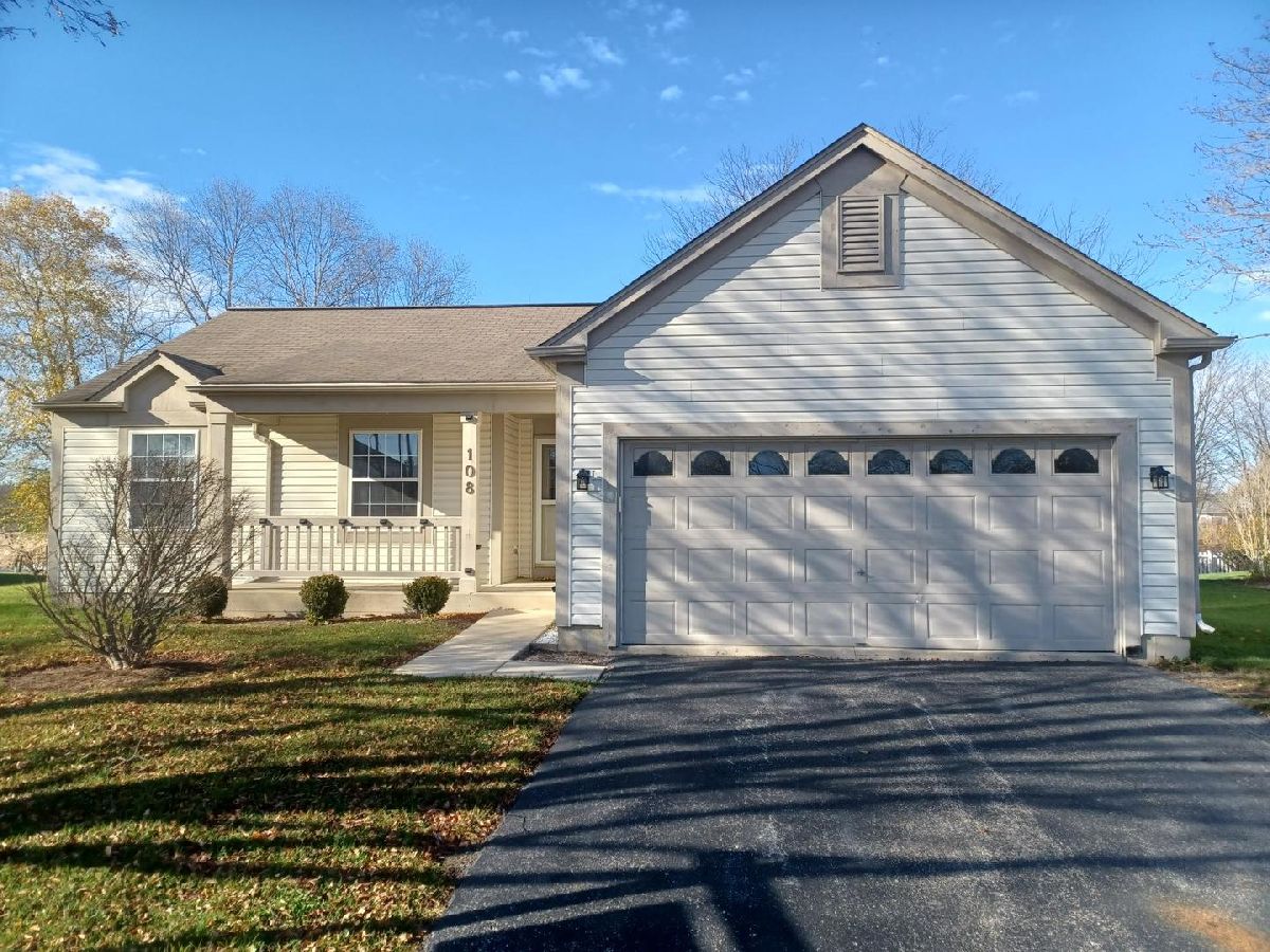  Rented Lake Villa Illinois, 108 Briar Ridge