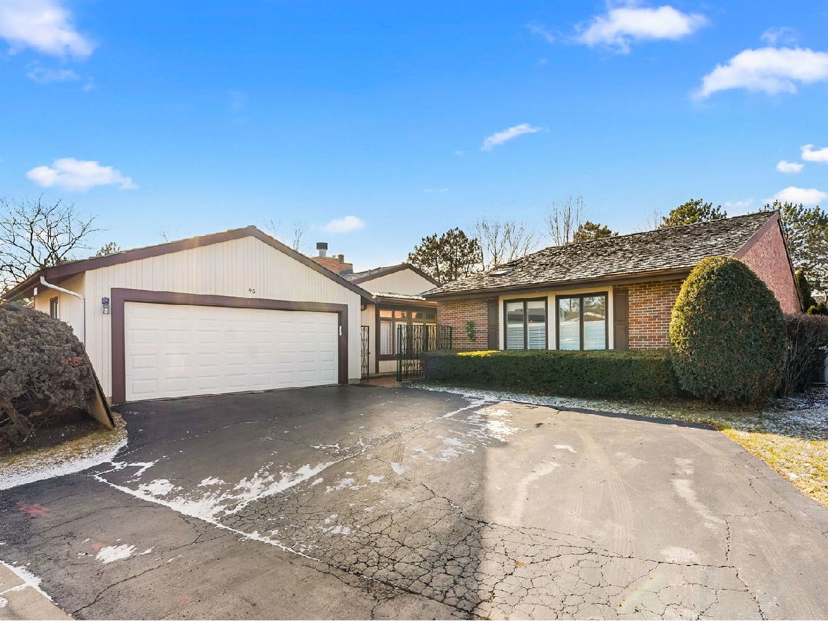 Townhomes Sold Briarwood Lakes Oak Brook Illinois, 95 Briarwood