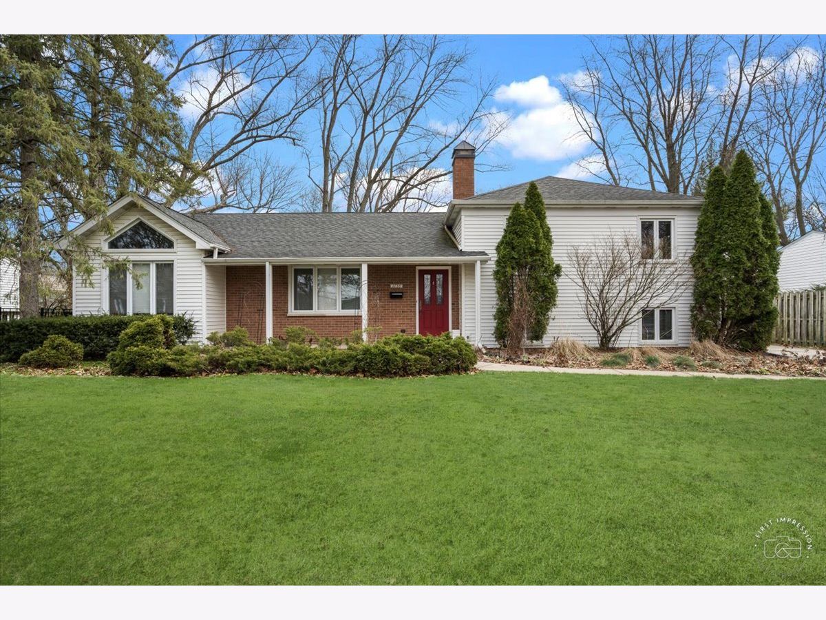 Homes Rented Saybrook Naperville Illinois, 1120 Brainard